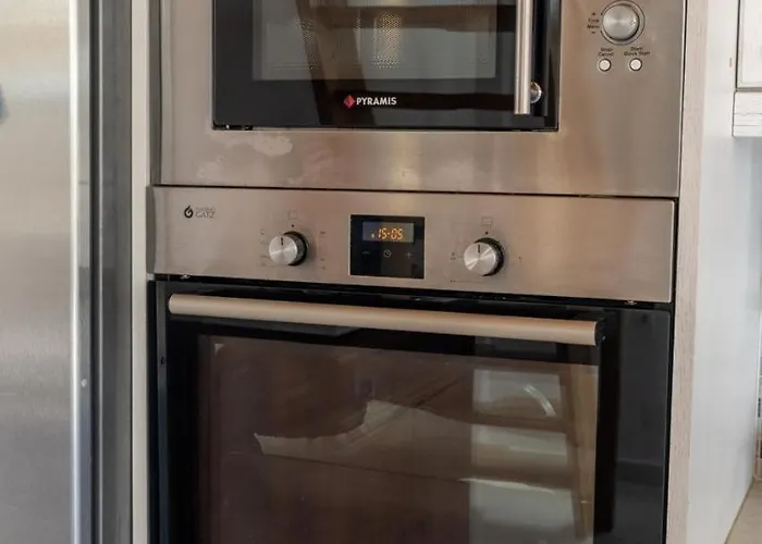 Avra With Sunset View & Hot Tub In Апартаменты Ия