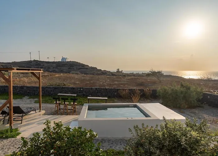 Апартаменты Avra With Sunset View & Hot Tub In