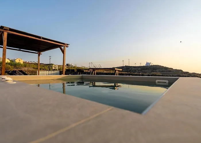 Апартаменты Avra With Sunset View & Hot Tub In