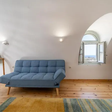 Avra With Sunset View & Hot Tub In Apartamento