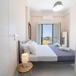Apartman Avra With Sunset View & Hot Tub In