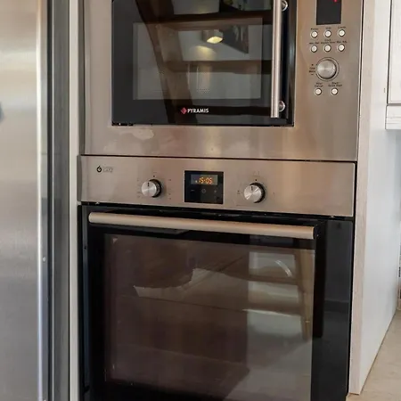 Avra With Sunset View & Hot Tub In Apartment Oia (Santorini)