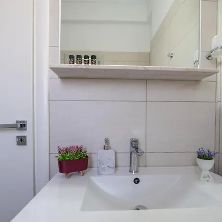 Avra With Sunset View & Hot Tub In