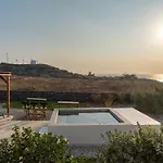 아파트 Avra With Sunset View & Hot Tub In