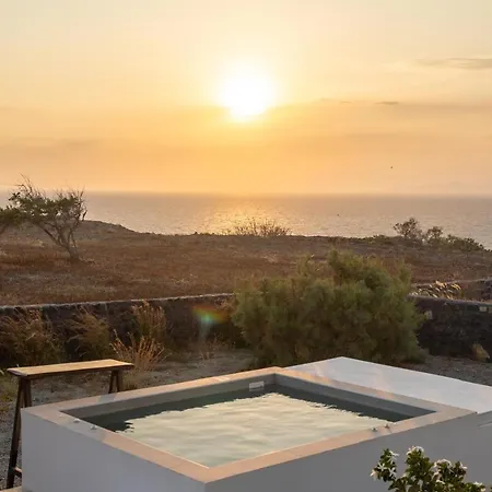 Avra With Sunset View & Hot Tub In Apartmán *
